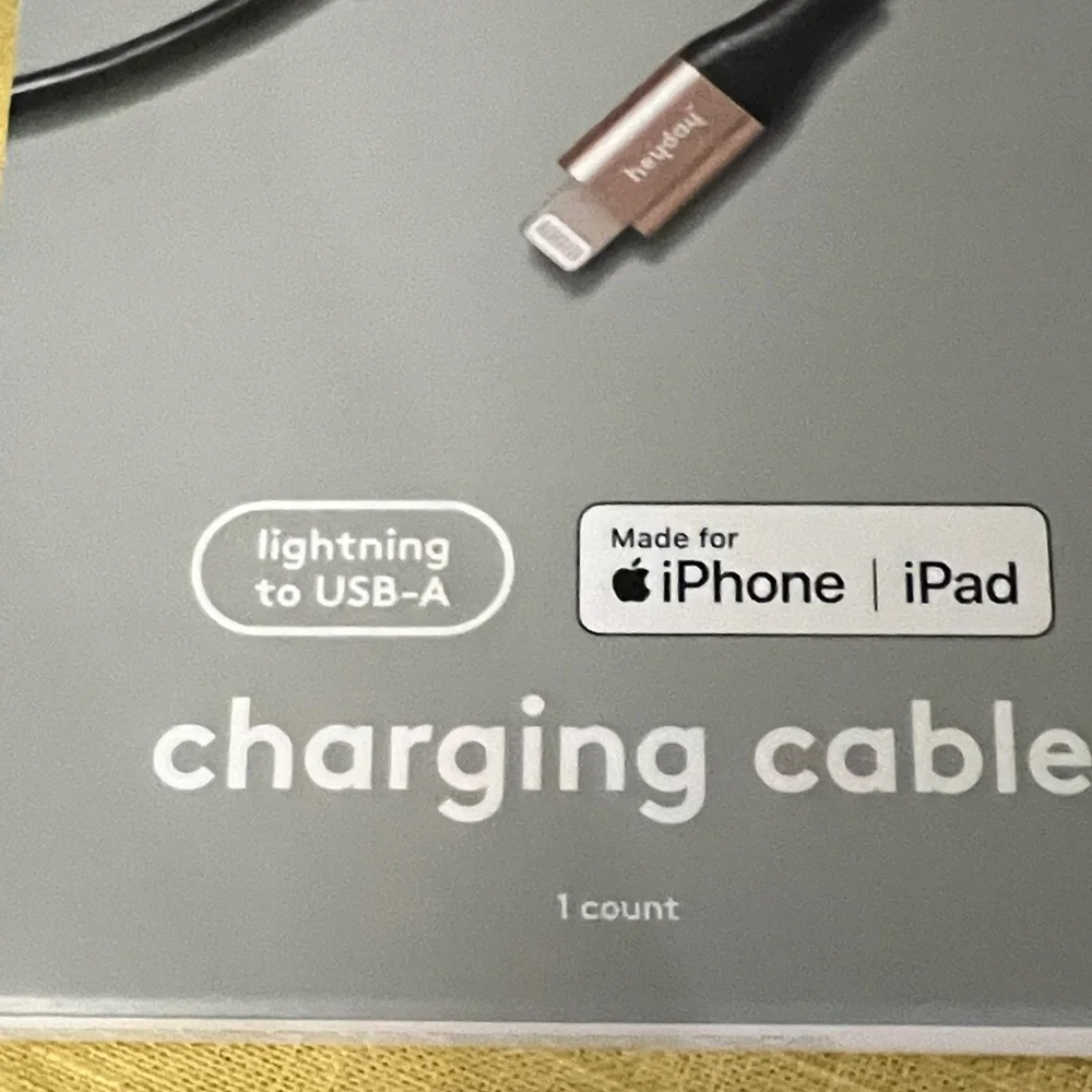 heyday Lightning to USB-A Charging Cable in Rose Gold and Black